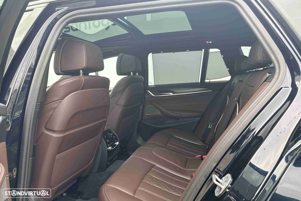BMW 540 d xDrive Auto - 9