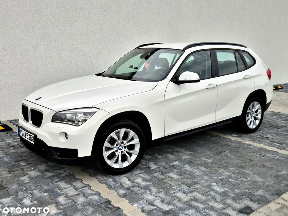BMW X1 sDrive18d xLine - 12