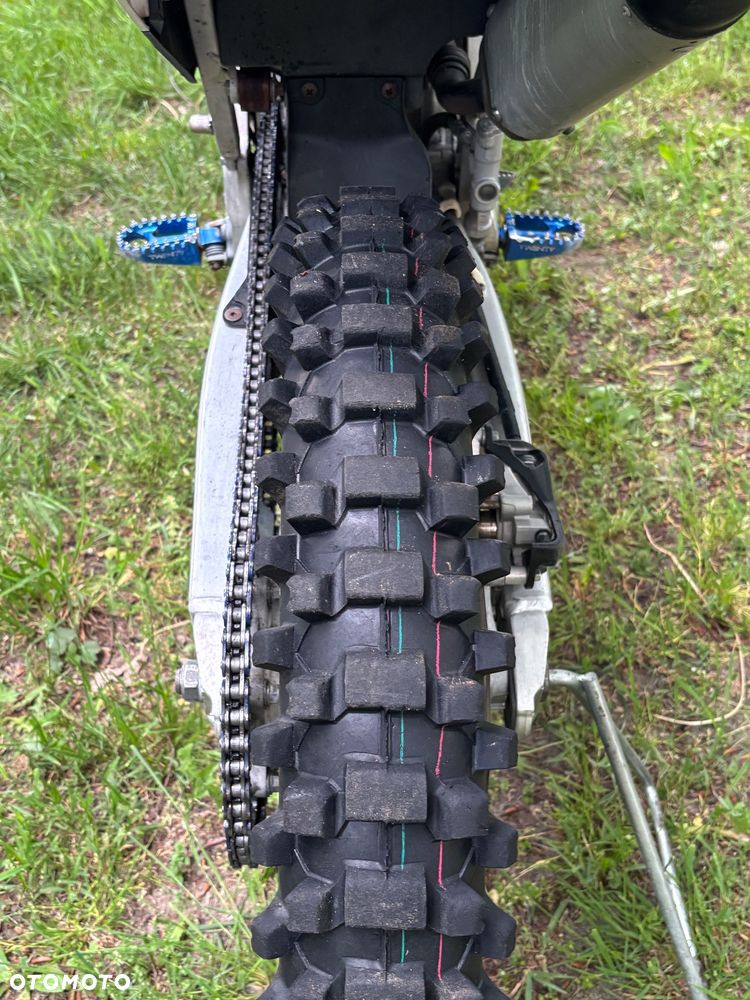Yamaha YZ - 7