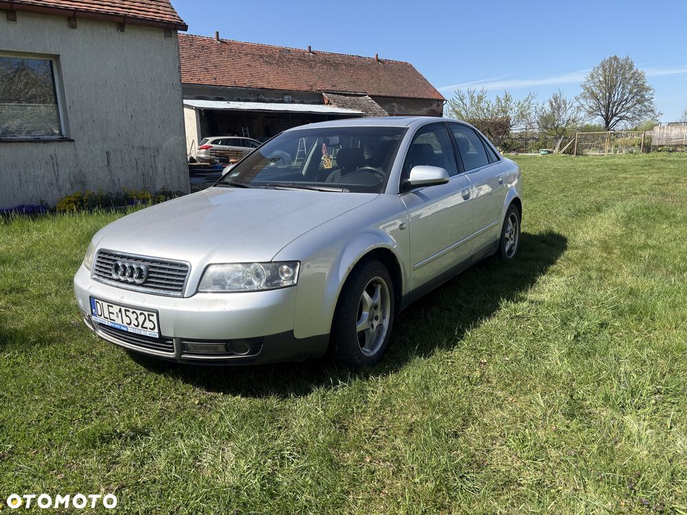 Audi A4 Limousine - 2