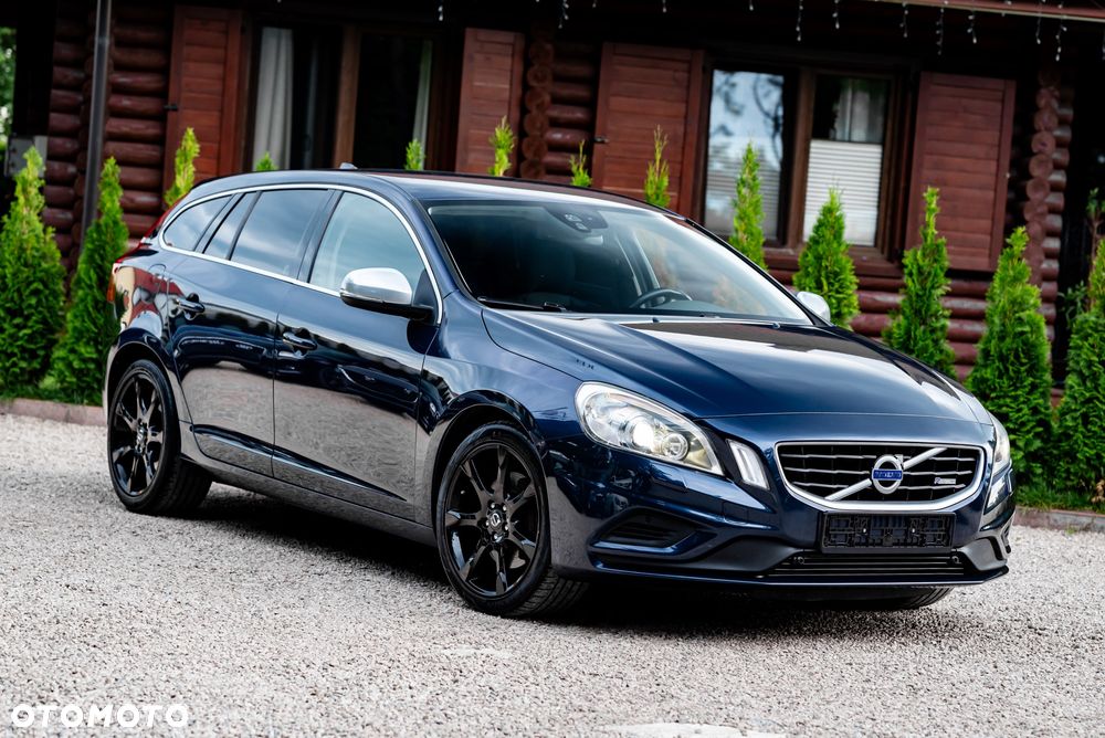 Volvo V60 T6 AWD R-Design - 5