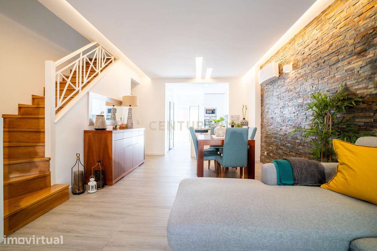 Moradia T3 com Terraço a 6' das praias da Costa da Caparica - Grande imagem: 4/25