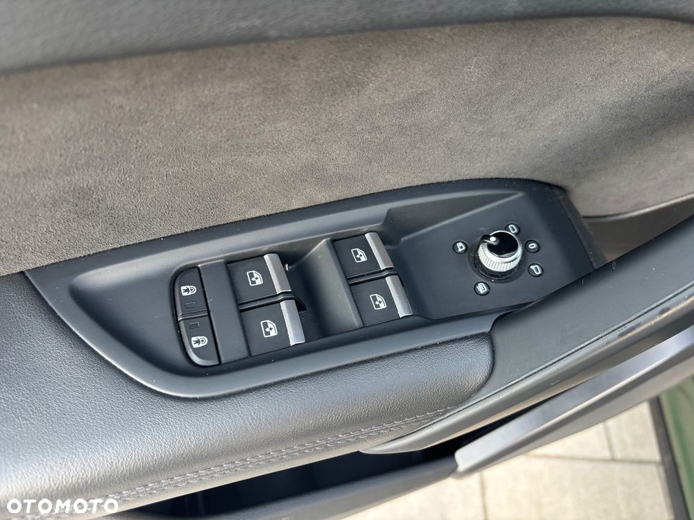 Audi Q5 40 TDI mHEV Quattro S Line S tronic - 17