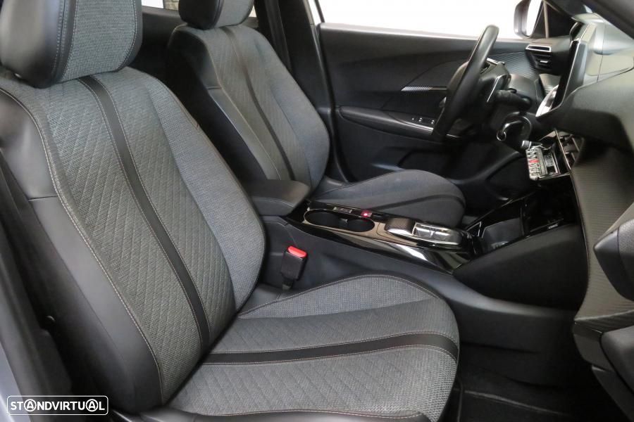 Peugeot 2008 - 11