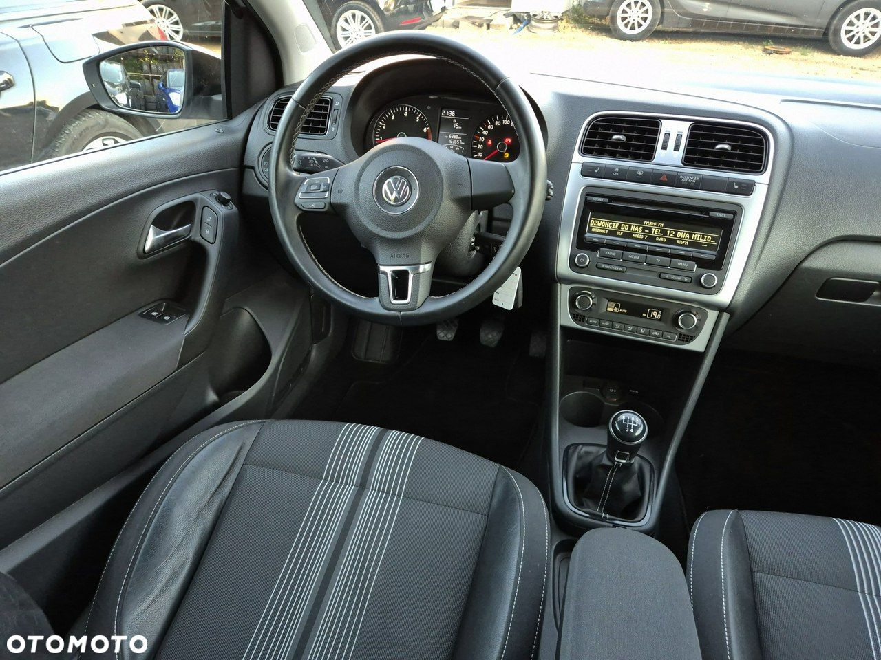 Volkswagen Polo 1.4 MATCH - 24
