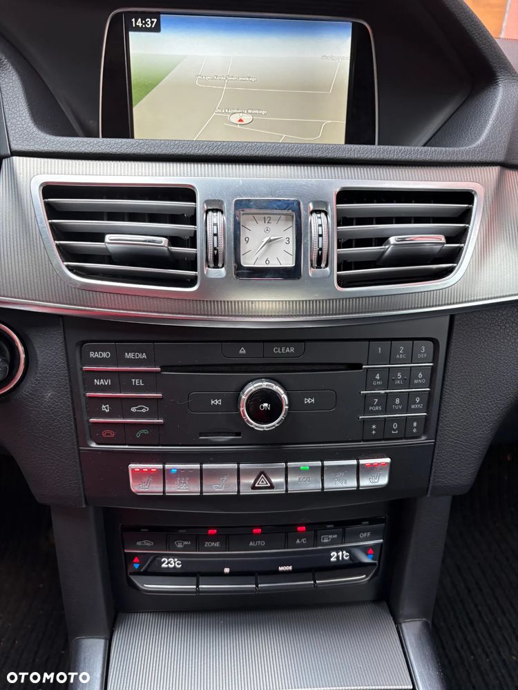 Mercedes-Benz Klasa E 250 BlueTEC 4-Matic Avantgarde - 19