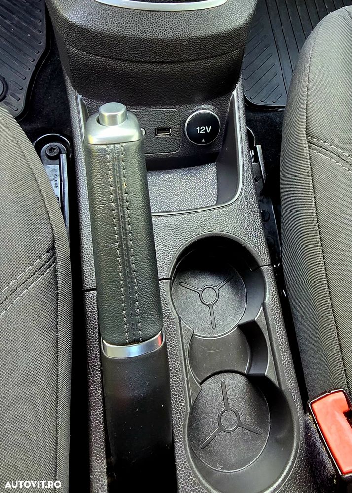 Ford Fiesta - 22