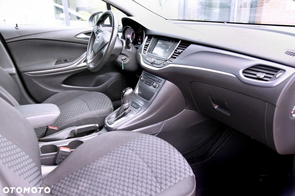 Opel Astra - 11