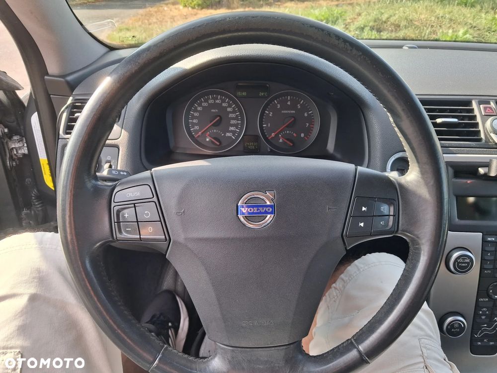 Volvo S40 2.4i - 16