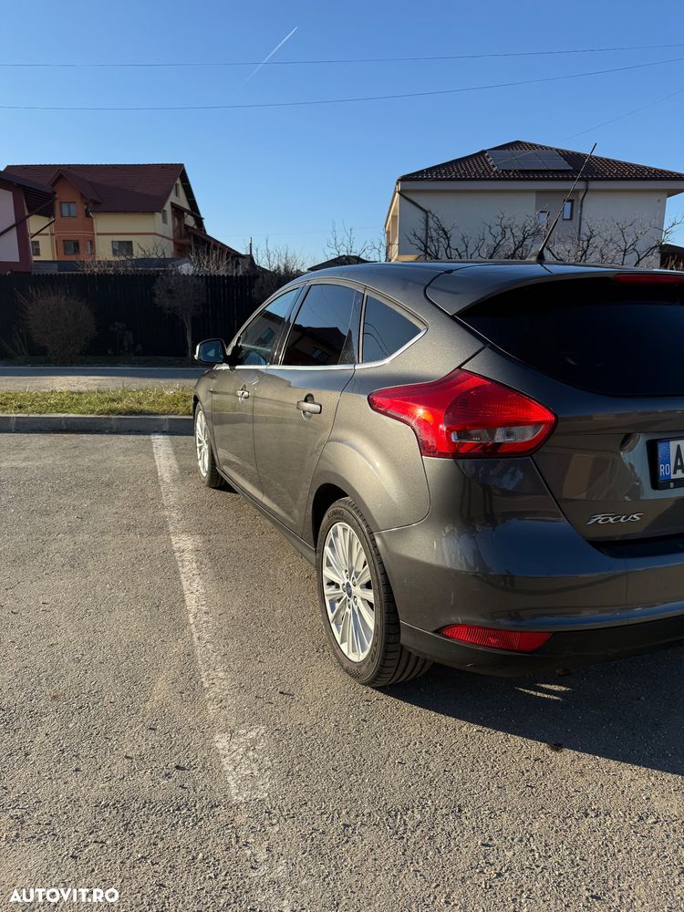 Ford Focus 1.0 EcoBoost Titanium - 6