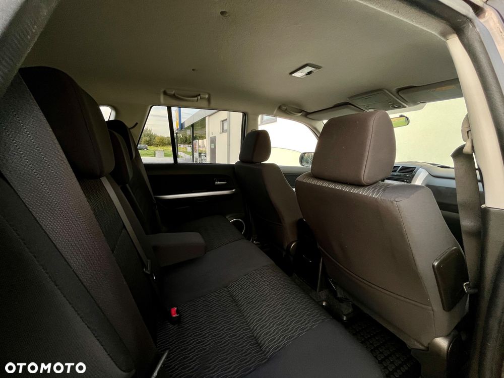 Suzuki Grand Vitara - 25