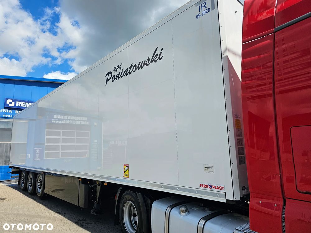 Schmitz Cargobull SKO24 SCB*S3B - 3