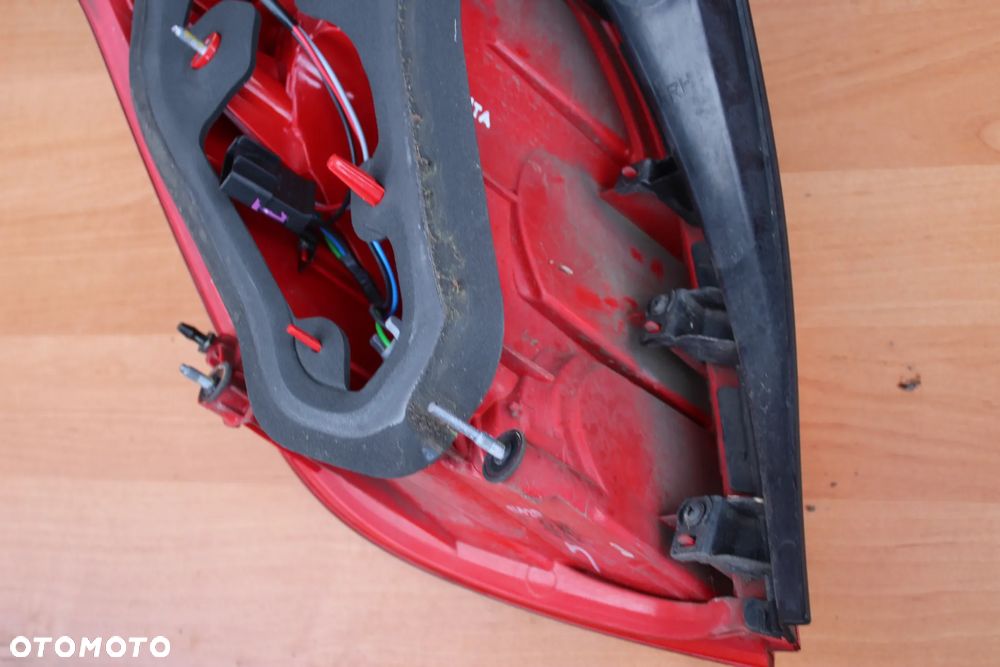 LAMPA PRAWY TYŁ TYLNA PRAWA OPEL MOKKA EUROPA - 12
