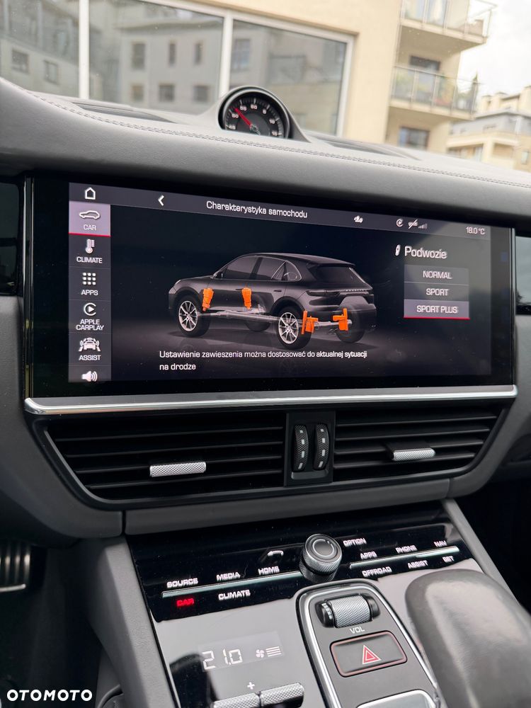 Porsche Cayenne S - 15