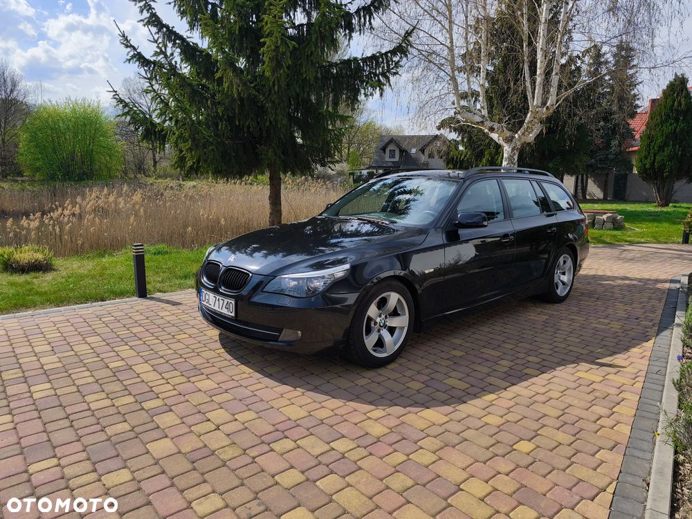 BMW Seria 5 520d Touring Edition Lifestyle - 2