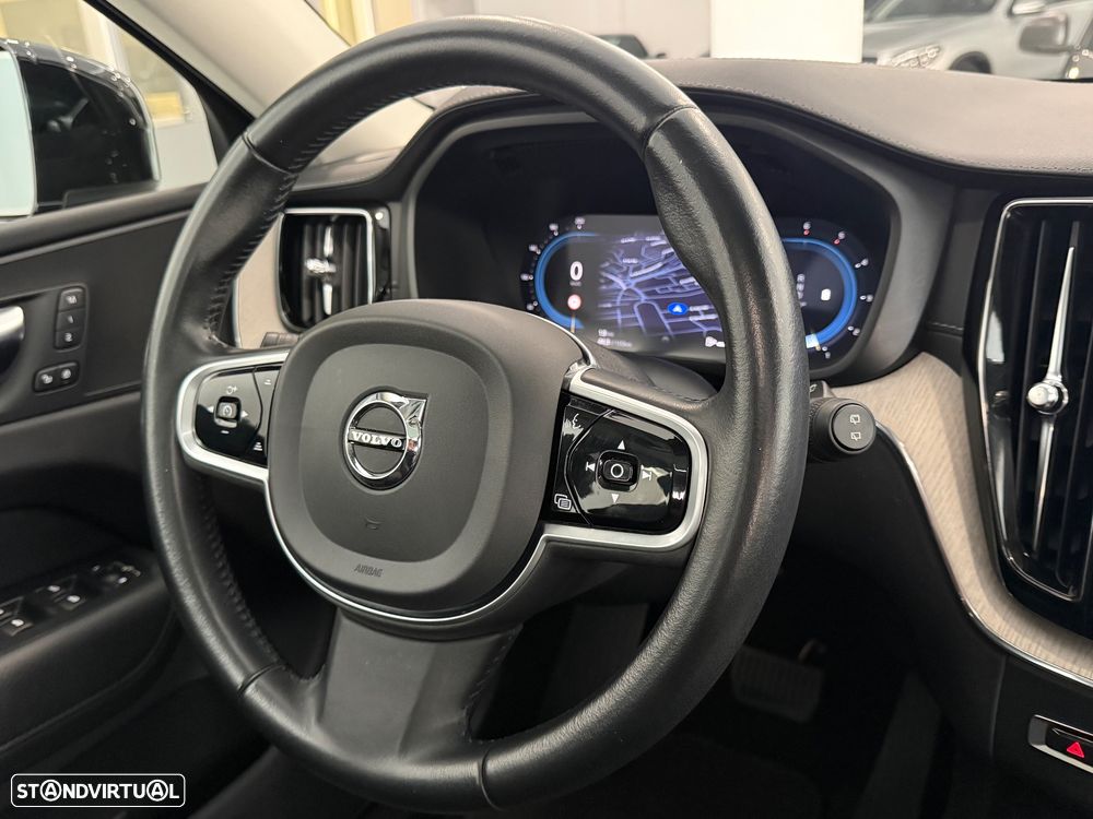 Volvo XC 60 2.0 B4 Inscription Geartronic - 11