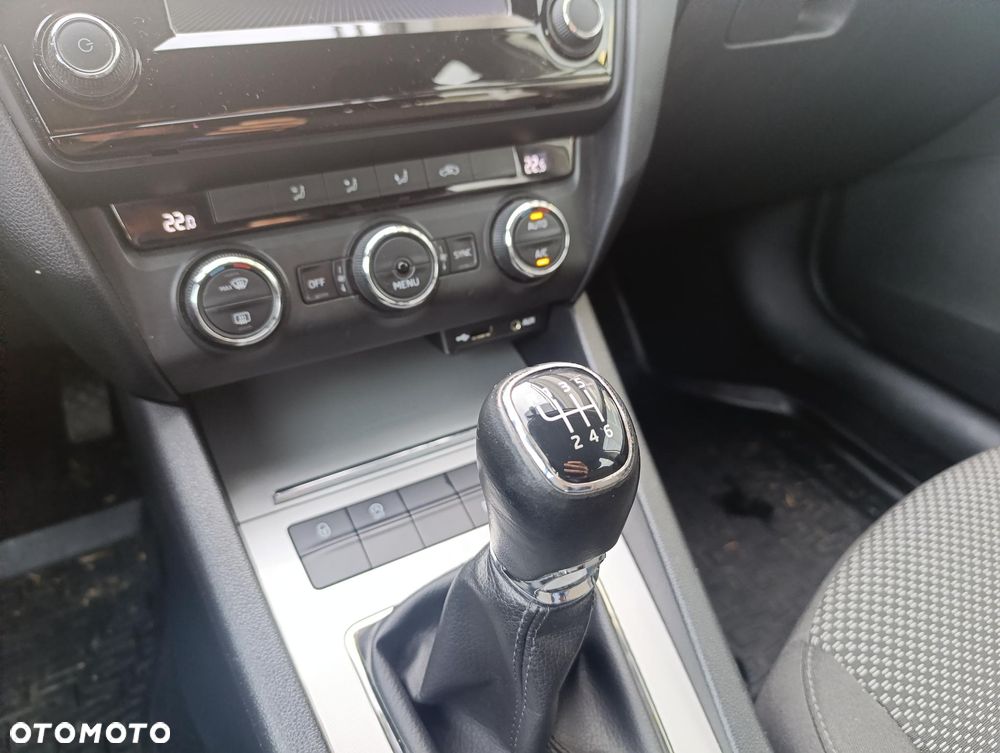 Skoda Octavia 1.4 TSI Ambition - 17