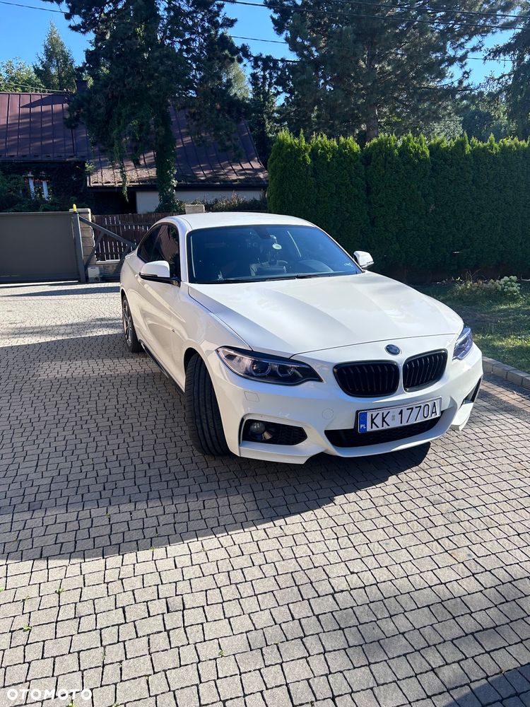 BMW Seria 2 220d Sport Line - 2