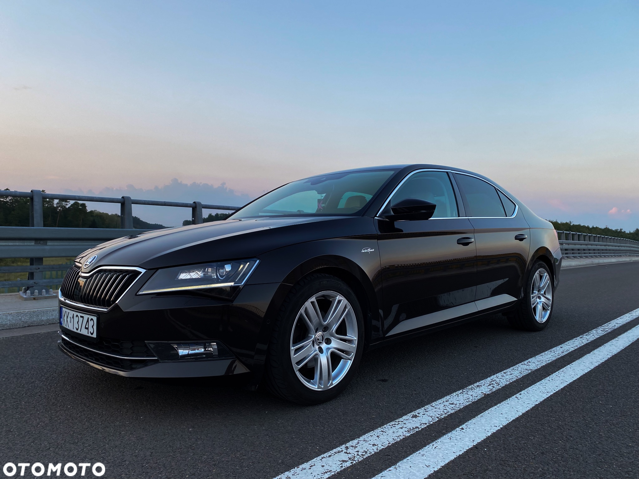 Skoda Superb 2.0 TDI DSG L&K - 14
