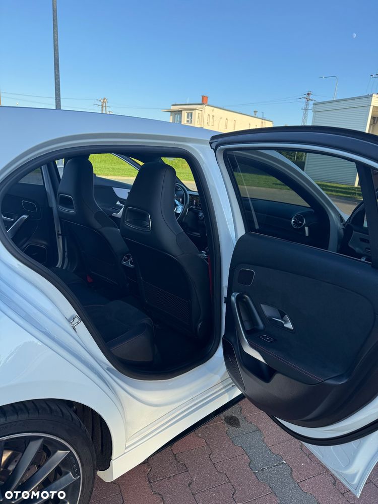 Mercedes-Benz Klasa A 35 AMG 4-Matic Edition 1 7G-DCT - 17