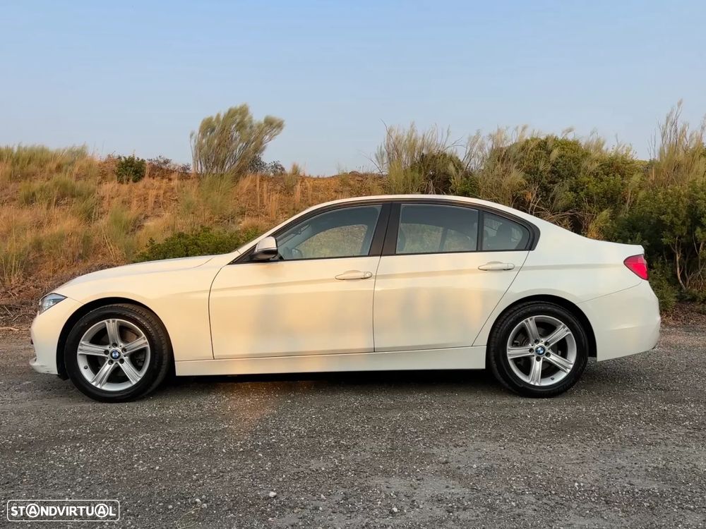BMW 320 d Aut. Advantage - 44