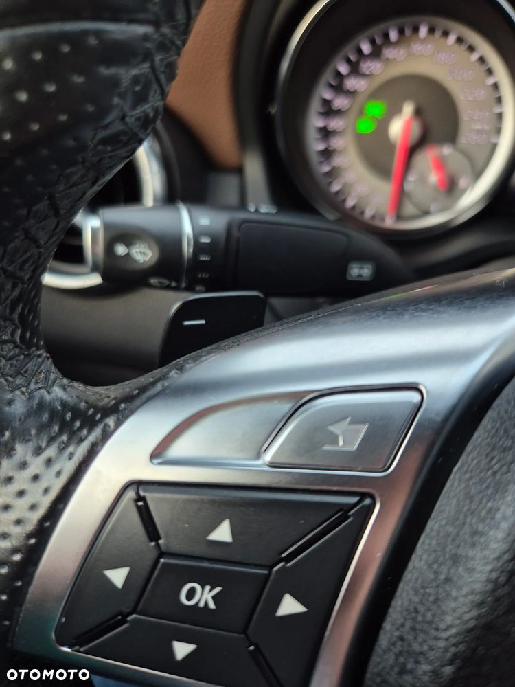 Mercedes-Benz CLA - 19
