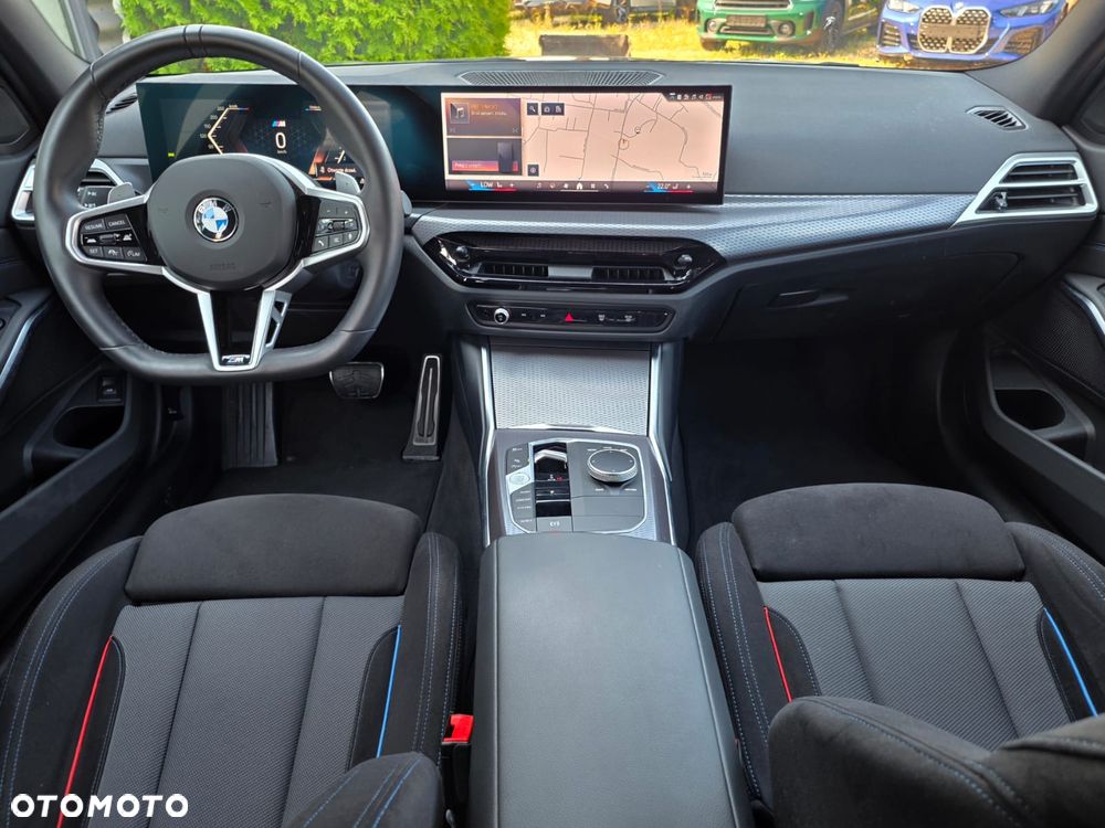 BMW Seria 3 330i xDrive M Sport sport - 12