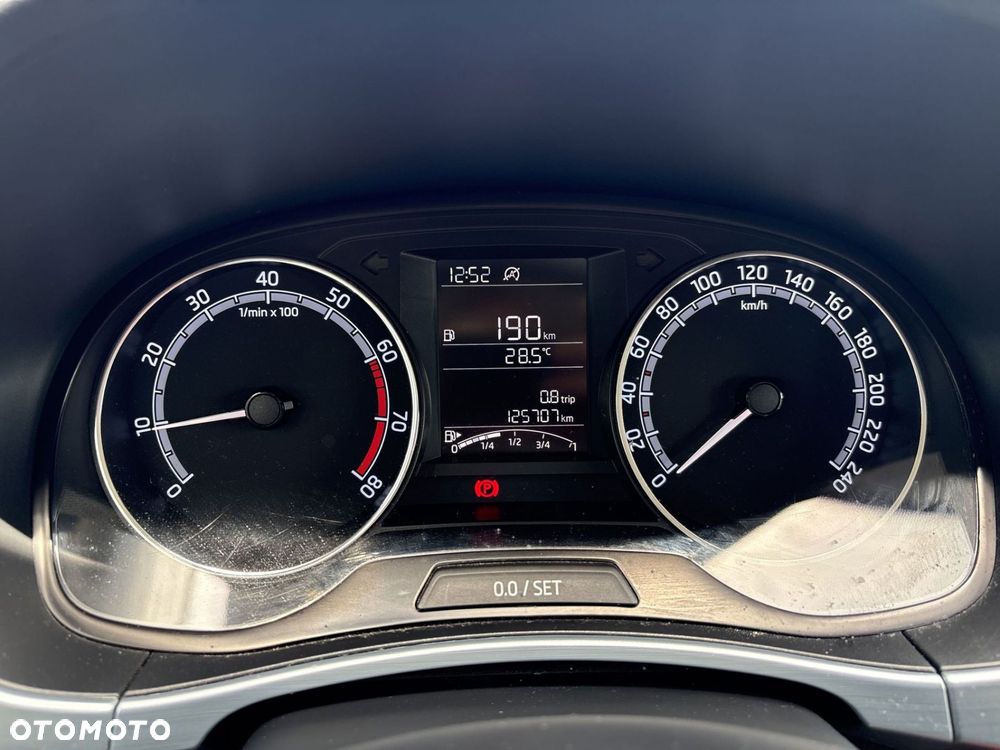 Skoda Fabia 1.0 TSI Ambition - 14