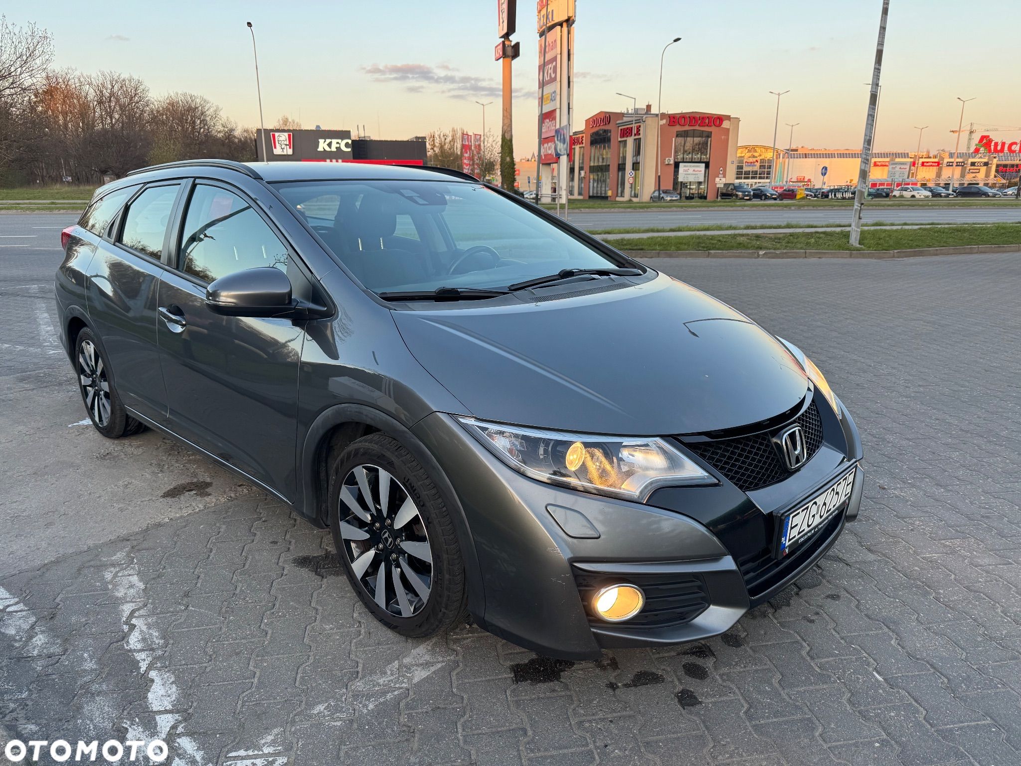 Honda Civic 1.8 Elegance - 1