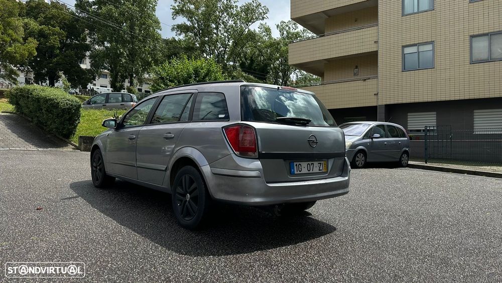 Opel Astra ver-1-7-cdti-elegance - 3