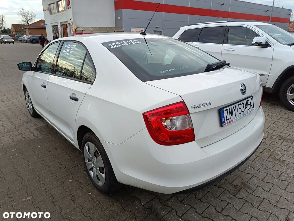 Skoda RAPID 1.6 TDI DPF Ambition - 17