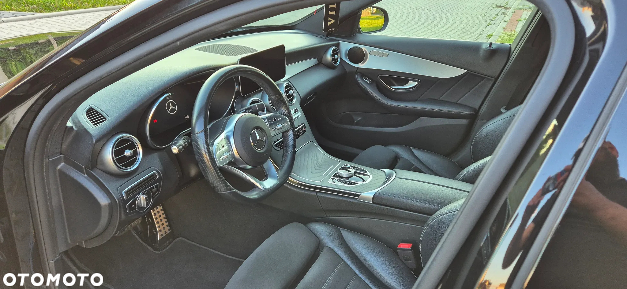 Mercedes-Benz Klasa C 160 T 9G-TRONIC AMG Line - 14