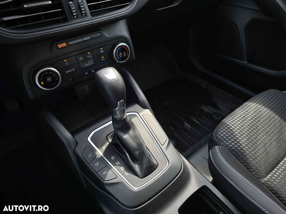 Ford Focus - 14