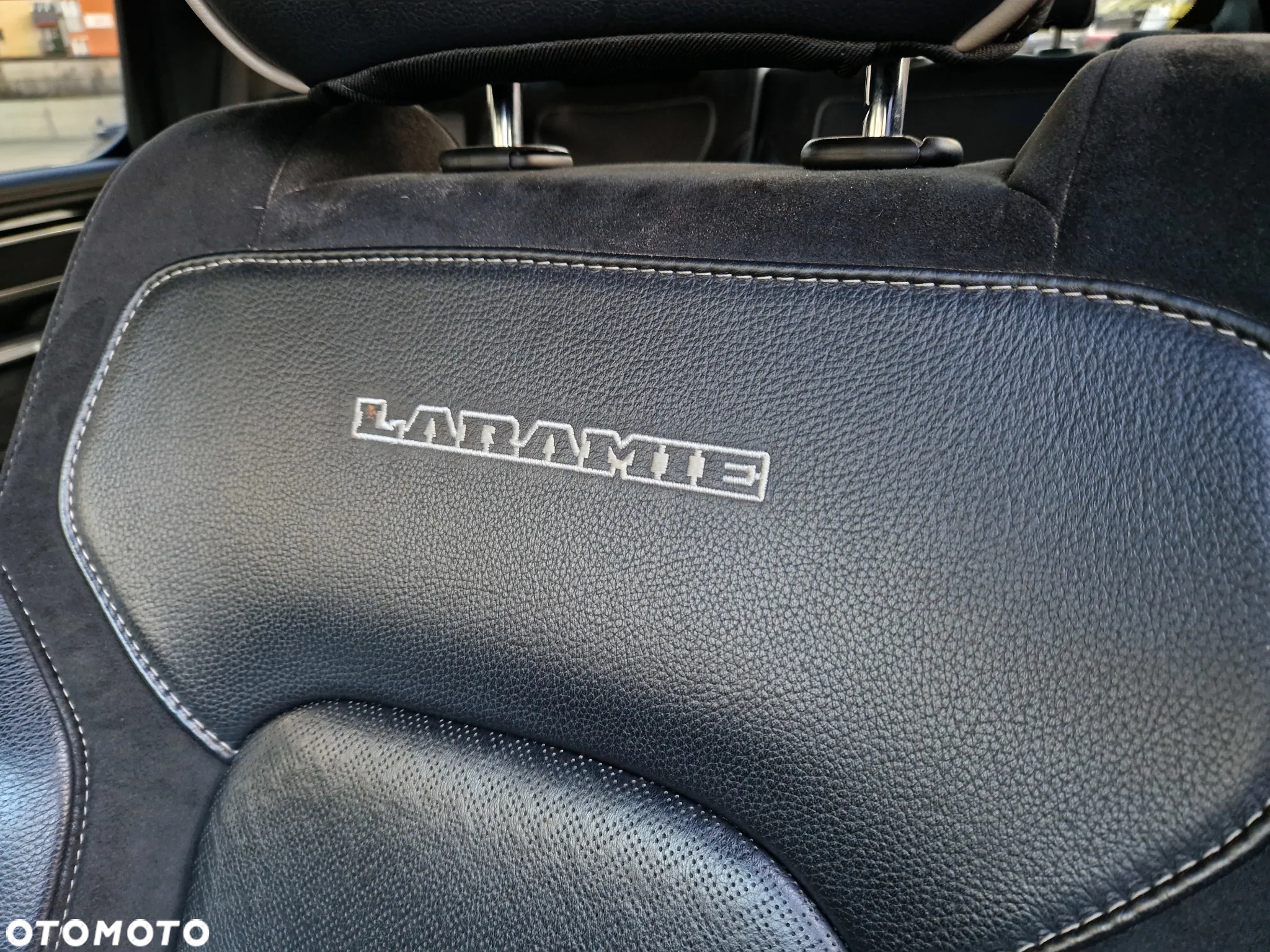 Dodge RAM 1500 5.7 4x4 - 34