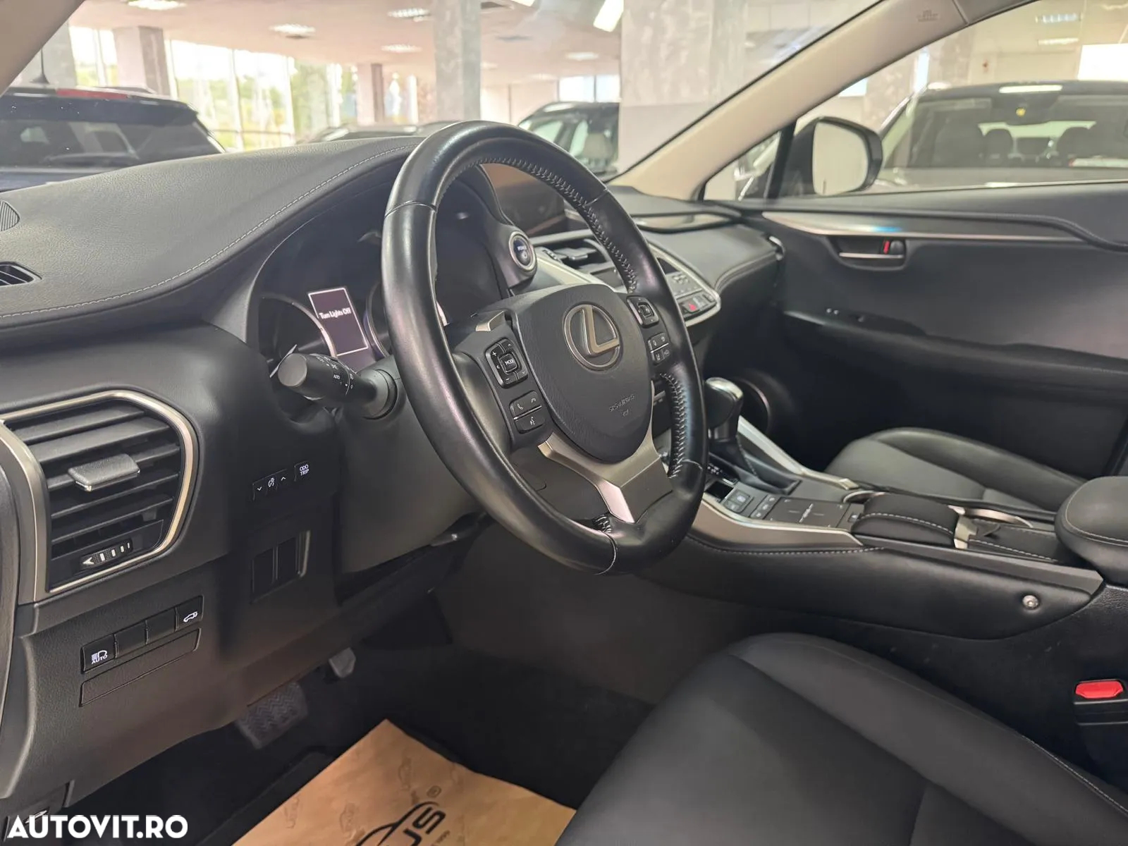 Lexus Seria NX 300h AWD Executive Plus - 4