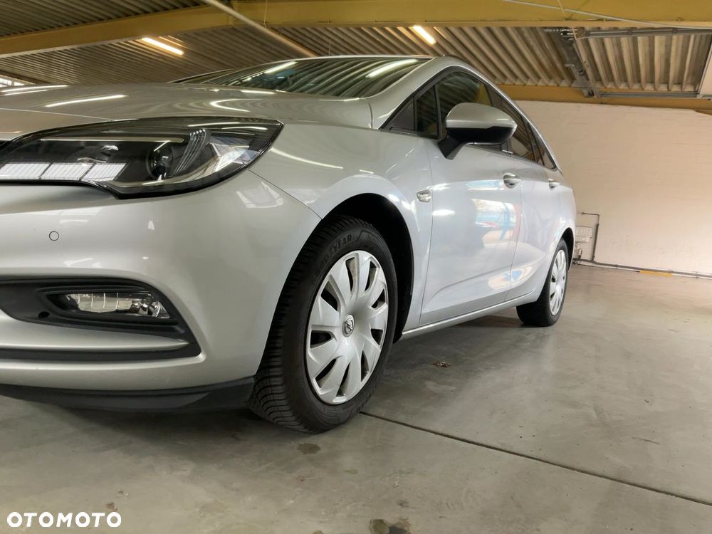 Opel Astra 1.6 D (CDTI) Start/Stop Business - 7