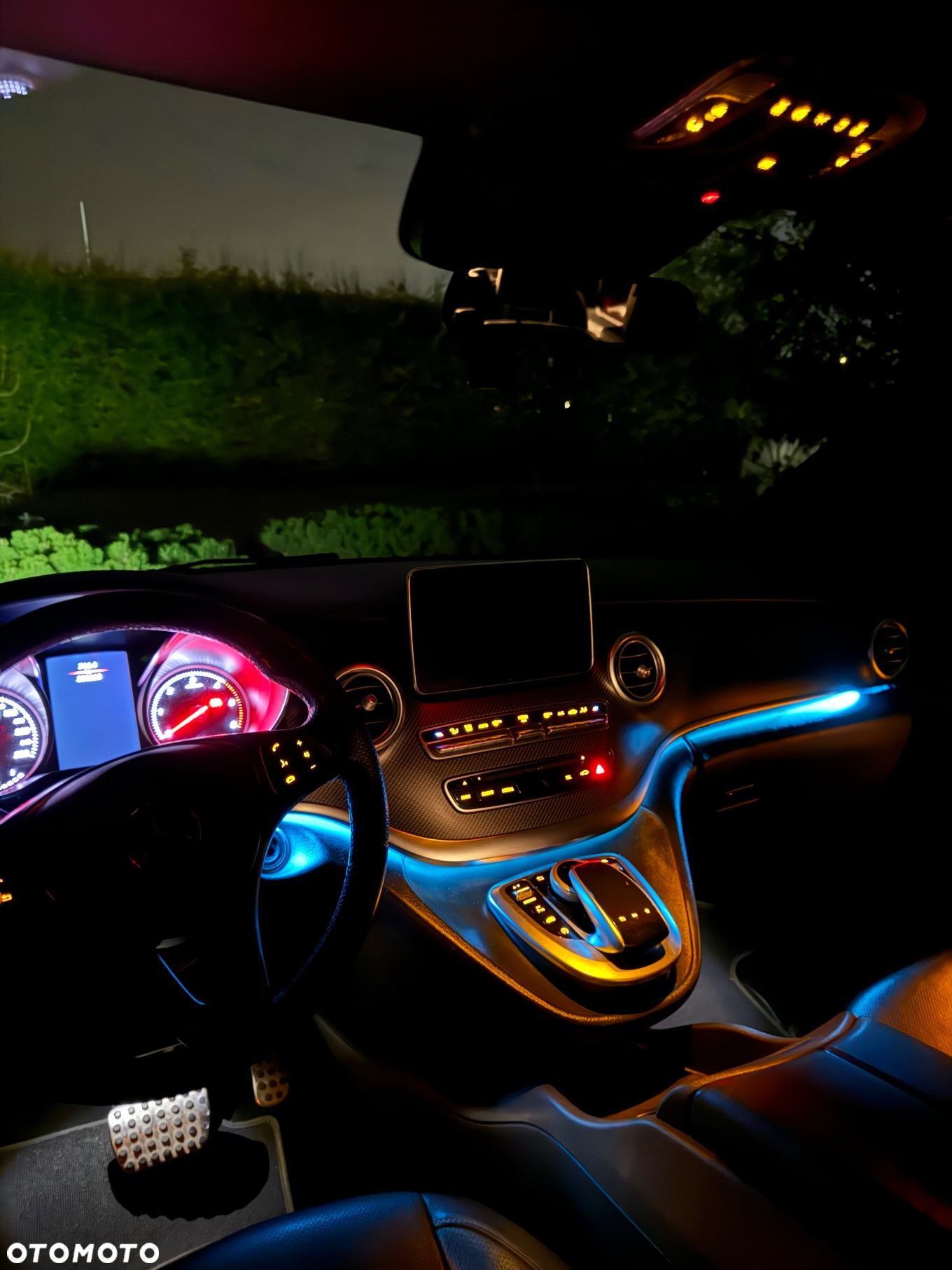 Mercedes-Benz Klasa V 250 d 4-Matic Avantgarde 7G-Tronic (d³ugi) - 22