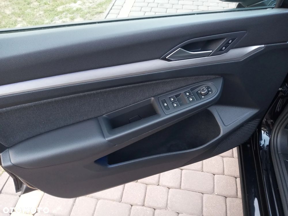 Volkswagen Golf 2.0 TDI Life - 19