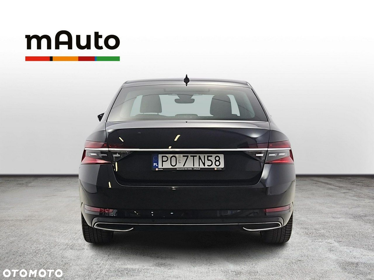Skoda Superb 2.0 TDI SCR L&K DSG - 4