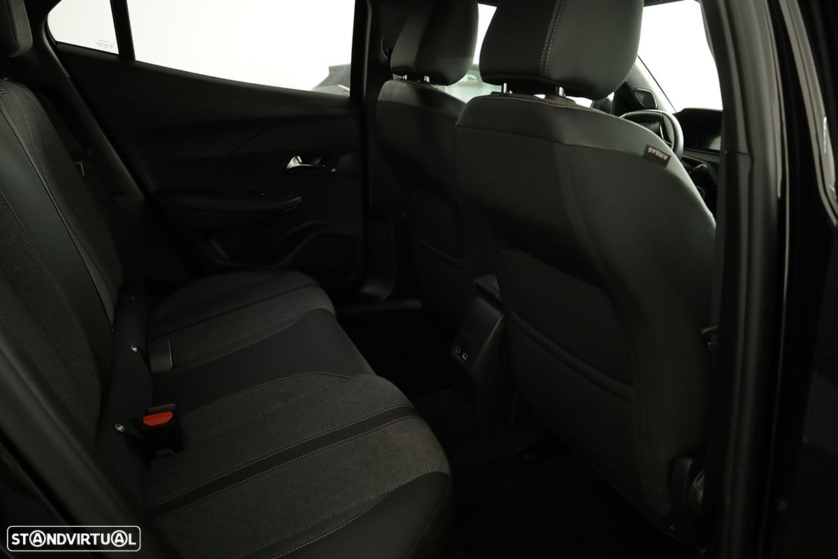 Peugeot 2008 1.2 PureTech Allure - 19