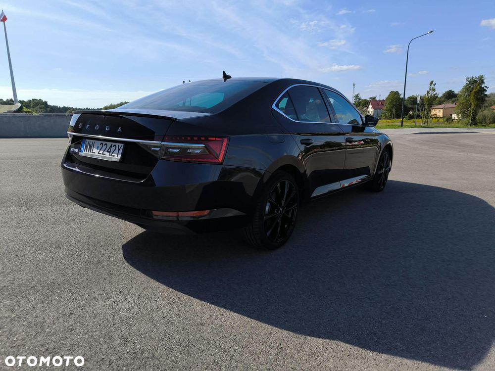 Skoda Superb 2.0 TDI SCR Style DSG - 5