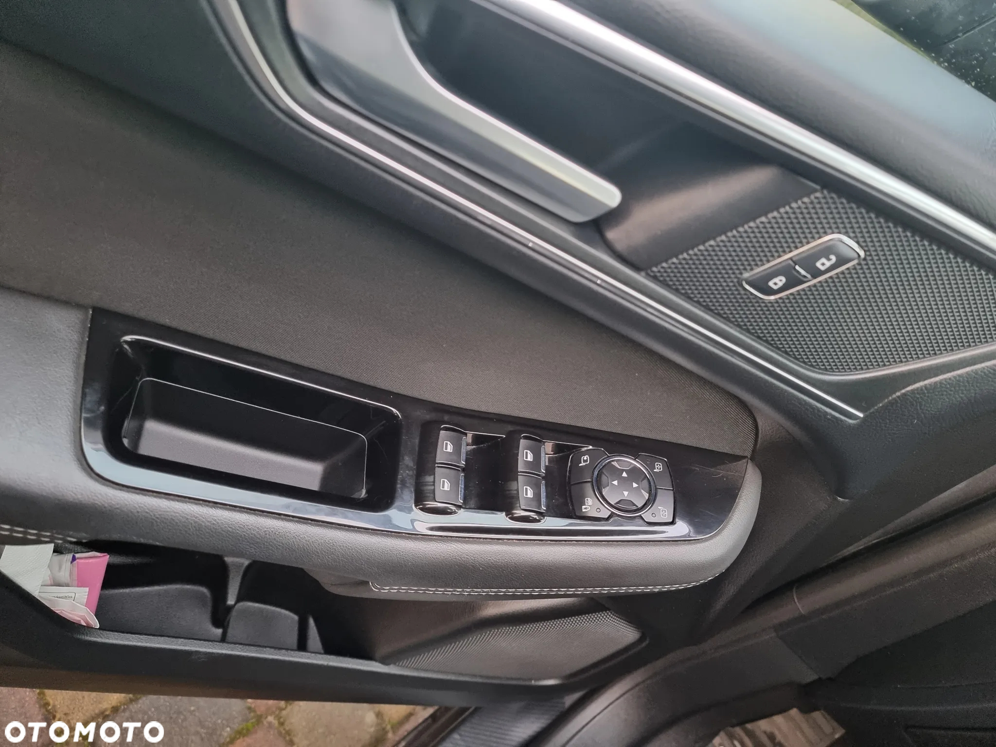 Ford S-Max - 6