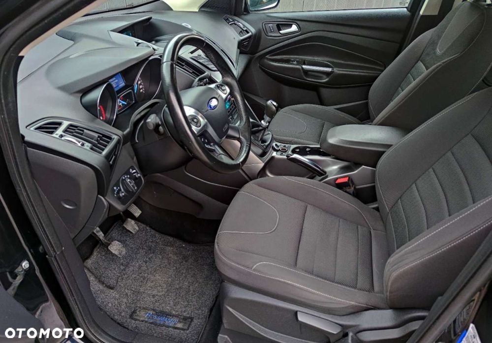 Ford Kuga 2.0 TDCi 4x4 Trend - 13