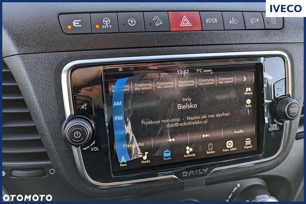 Iveco Daily 35S18 Kontener 8EP + Winda 3.0 180KM - 27