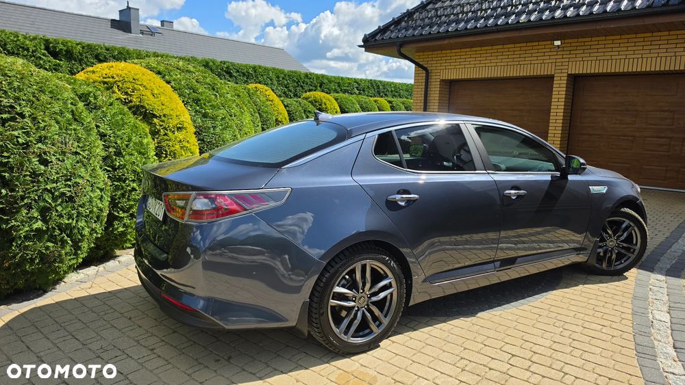Kia Optima - 21