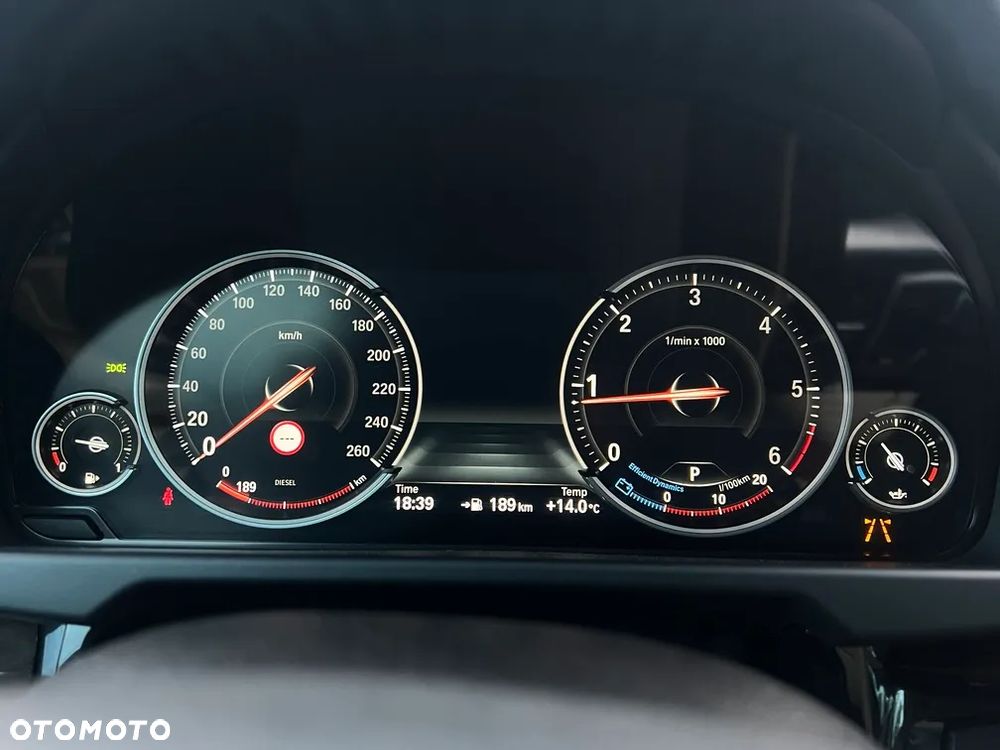 BMW X5 sDrive25d - 19