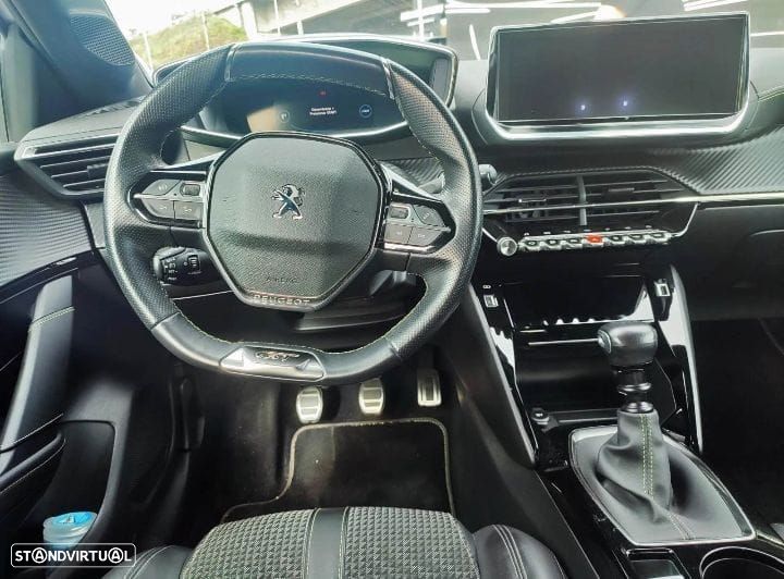 BMW 218 - 7