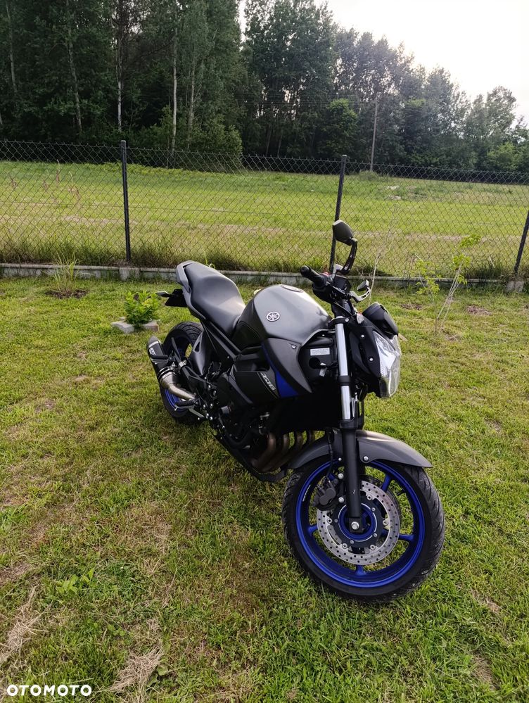 Yamaha XJ - 2