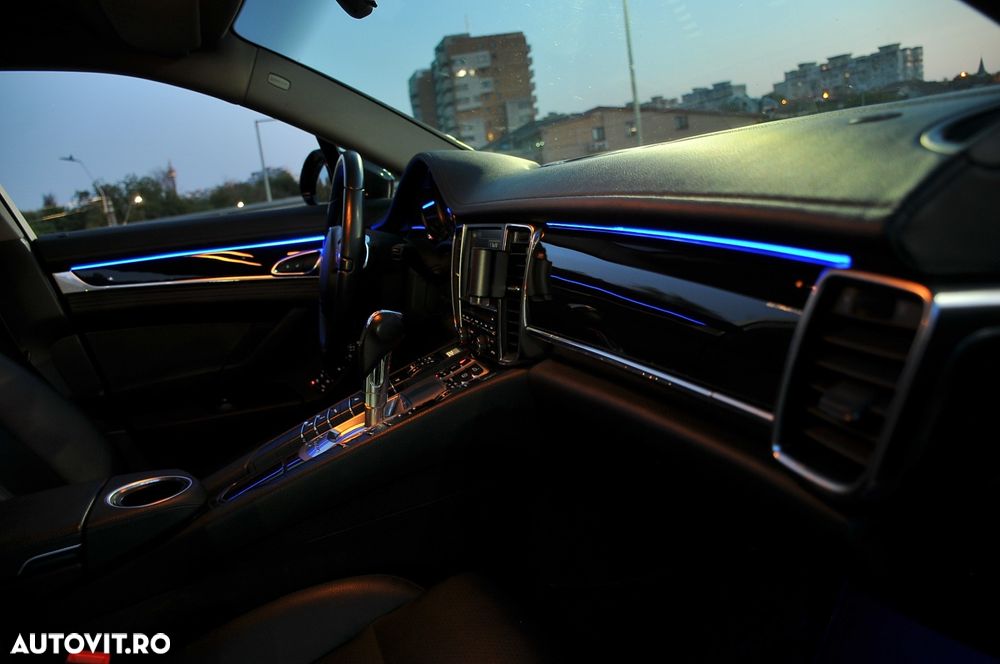 Porsche Panamera 3.0 Tiptronic S - 17