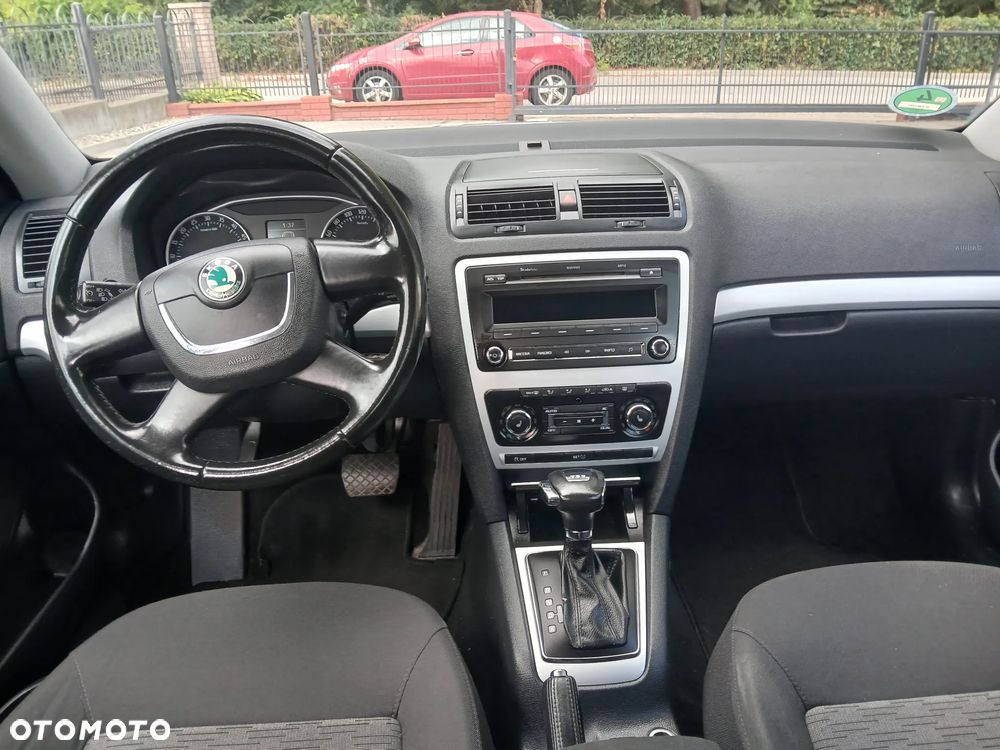 Skoda Octavia 2.0 TDI DPF DSG Elegance - 15